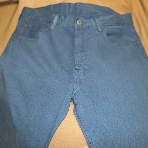 Men’s Levi’s Jeans only worn the once! Size 32x30 - Picture 3 of 4